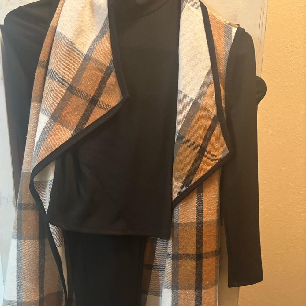 Girls flannel vest set